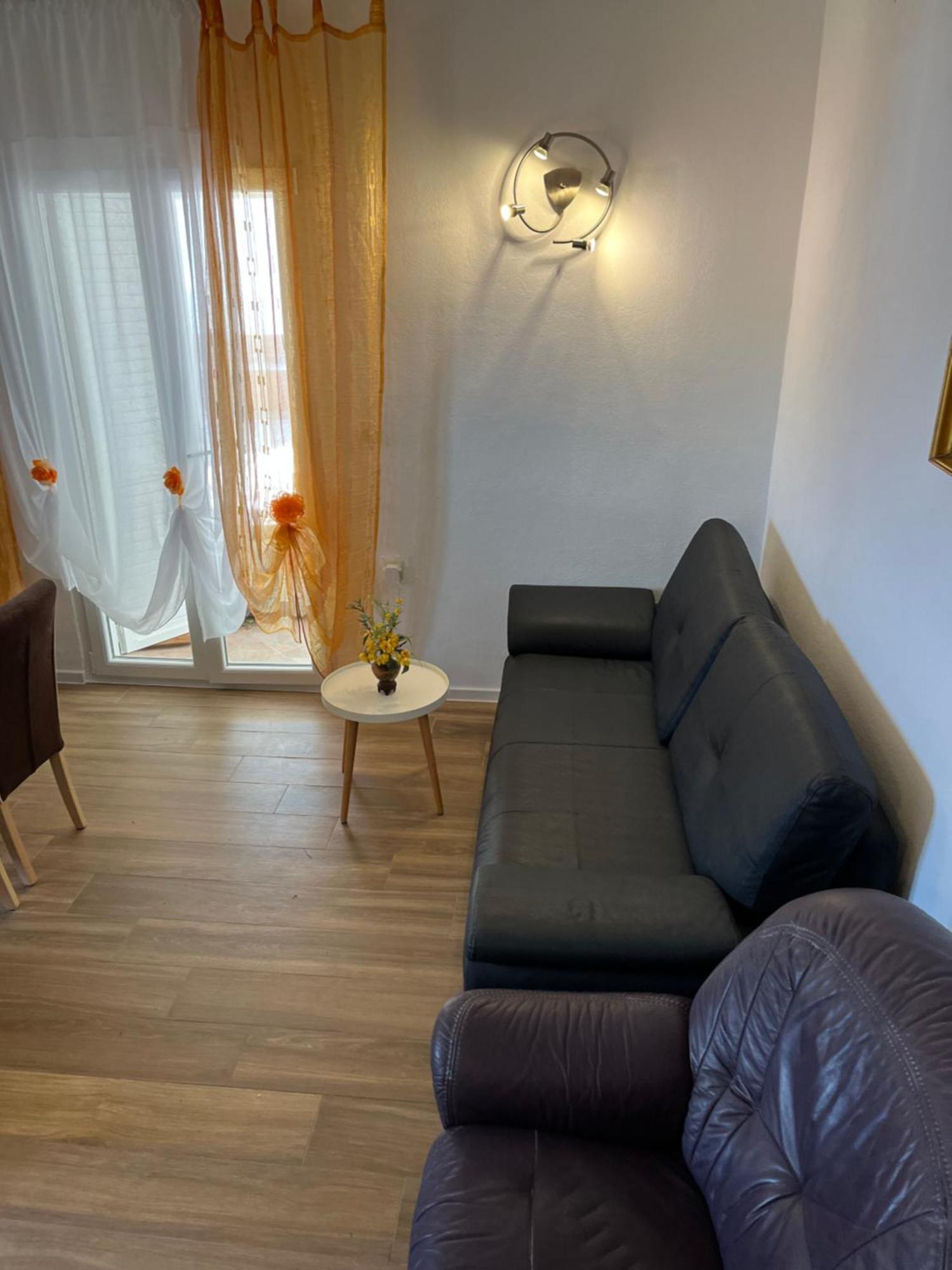 Apartments Ljiljana 트로기르 객실 사진
